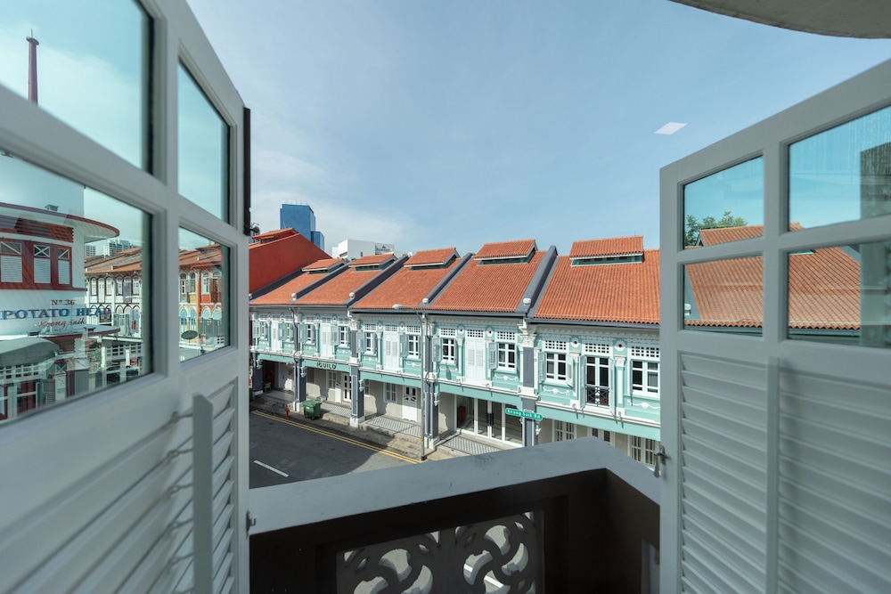 butternut tree hotel