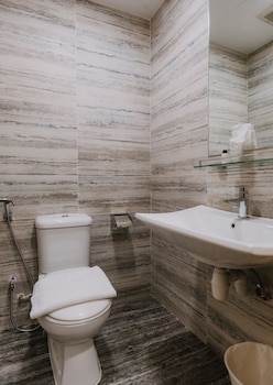 butternut tree hotel