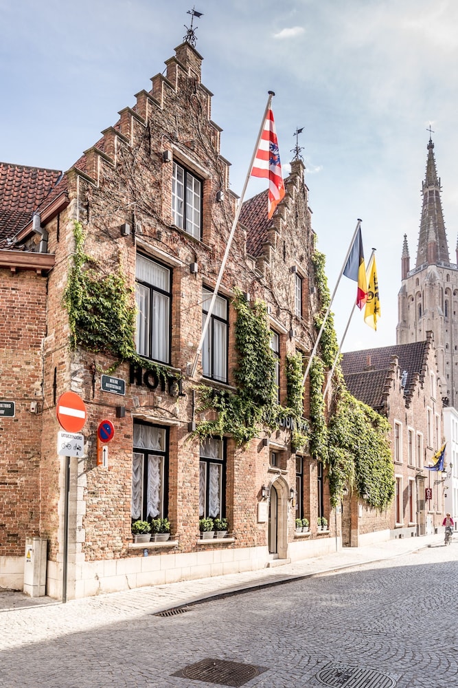 hotel de castillion