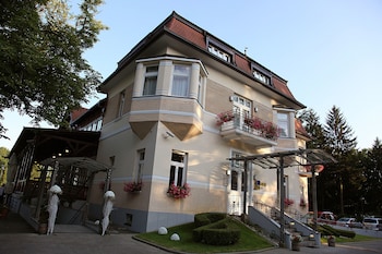 Hotel-Img