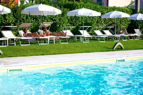 enjoy garda hotel