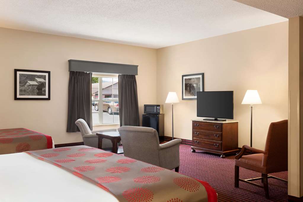 ramada by wyndham pigeon forge north