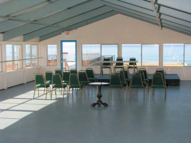 edgewater inn and suites