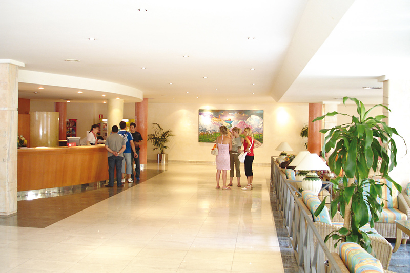 hotel servigroup pueblo benidorm
