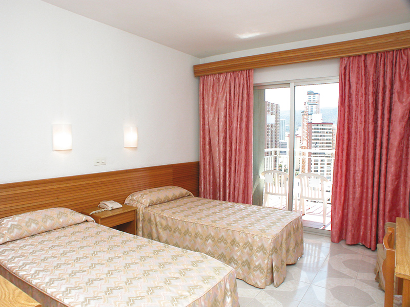 hotel servigroup pueblo benidorm