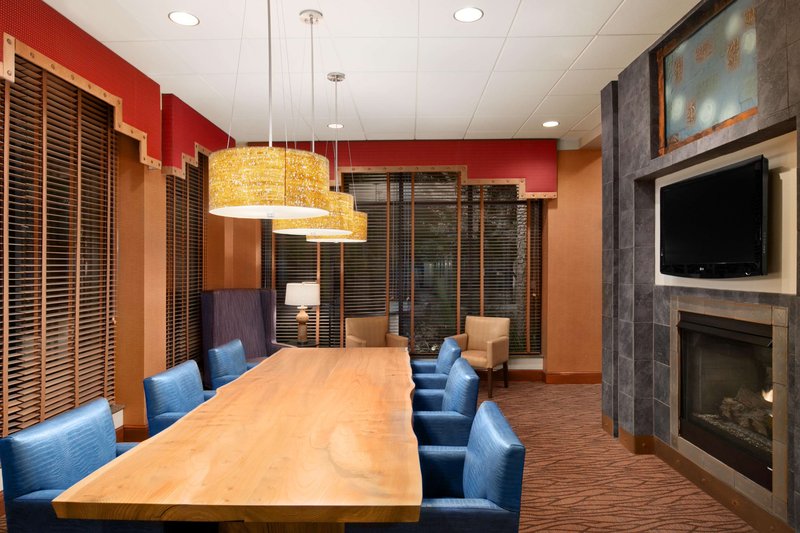 hilton garden inn scottsdale north perimeter center