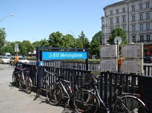 metropol hostel berlin