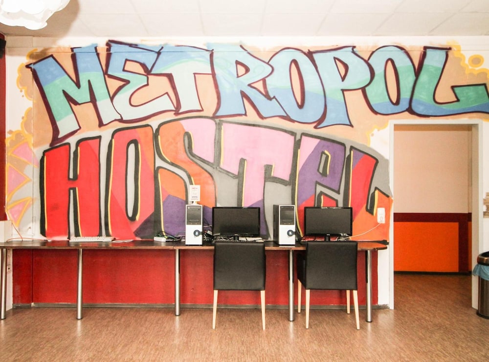 metropol hostel berlin
