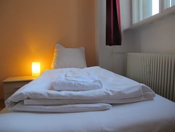 metropol hostel berlin