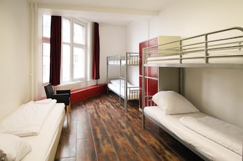 metropol hostel berlin