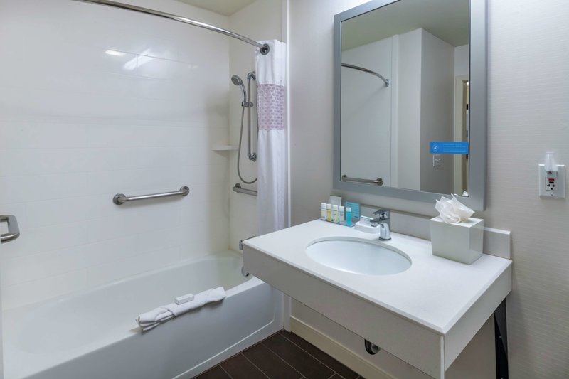 hampton inn salt lake city central