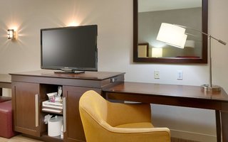 hampton inn salt lake city central