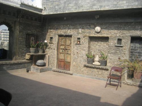 lal ghat guest house
