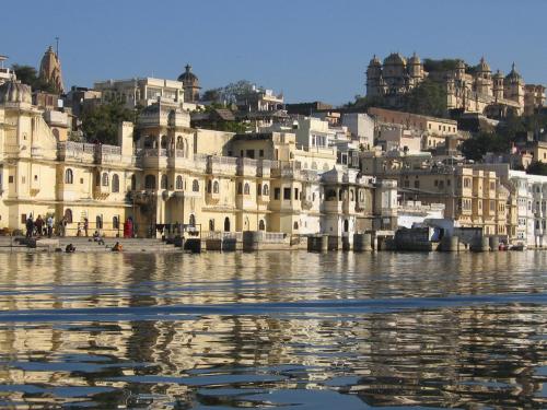 lal ghat guest house