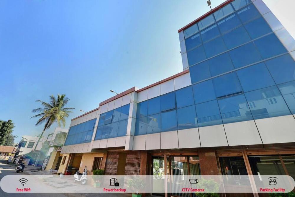 oyo 22499 vishnu residency
