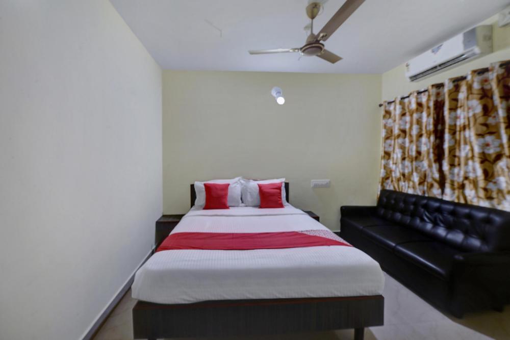 oyo 22499 vishnu residency