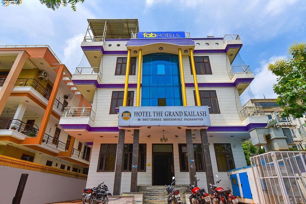 hotel the grand kailash