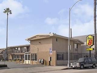 Super 8 By Wyndham Los Angeles-Culver City Area,Los Angeles>>Culver City,2 star
