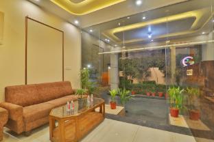 hl grand hotel