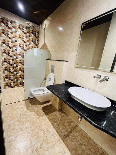 goel villa and hotel