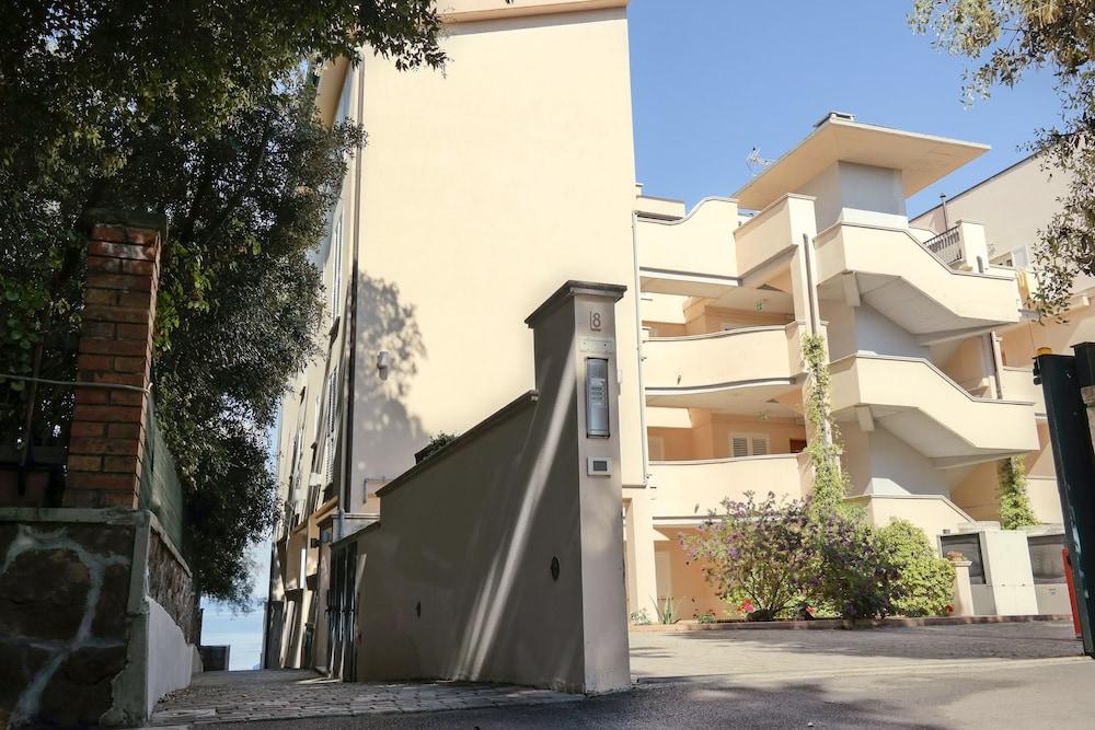Hotel Villa Lo Scoglietto,Livorno>>Capoliveri,3 star