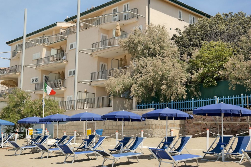 Hotel Villa Lo Scoglietto,Livorno>>Capoliveri,3 star