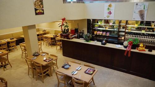 best western queens court hotel
