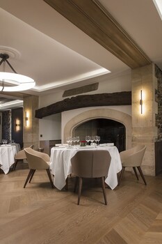Domaine De Chateauvieux,Geneva>>Aire-La-Ville,4 star