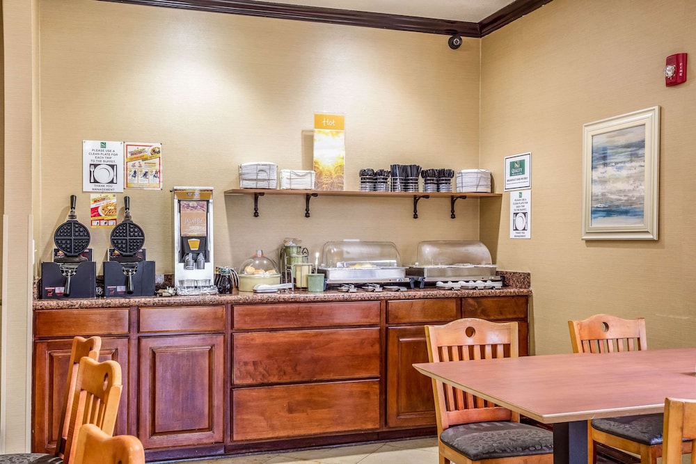quality inn and suites seabrook nasa kemah