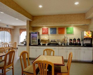 comfort inn and suites