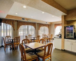 comfort inn and suites