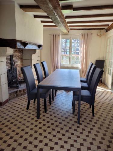 Chambres D'hotes Chez Claire,22 Rue Michel D Ornano,3 star