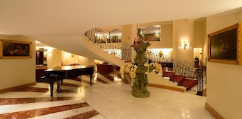 grand hotel barone di sassj