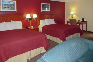 Clarion Inn Nashua,Near Holman Stadium,3 star