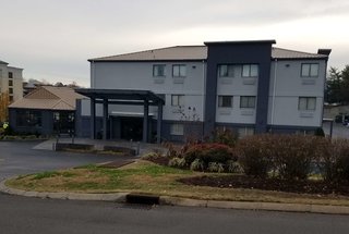 Luxe Studios,Nashville>>Donelson,2 star