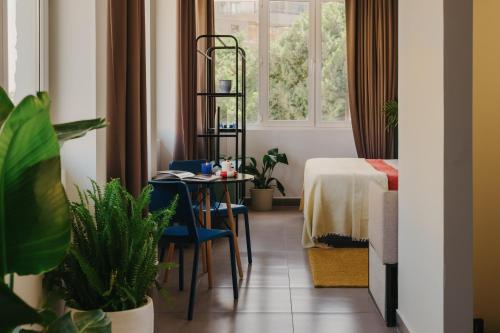 Brassbell L Dt L Hannaux L Tahrir Sq,28 Mahmoud Bassiouny,3 star