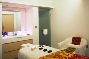 Capo Bay Hotel,Larnaca>>Ayia Napa,5 star
