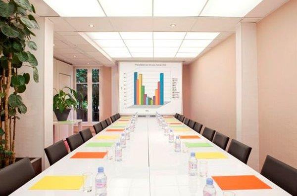 hotel montparnasse alesia