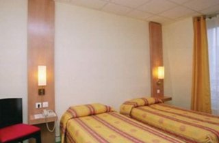 hotel montparnasse alesia