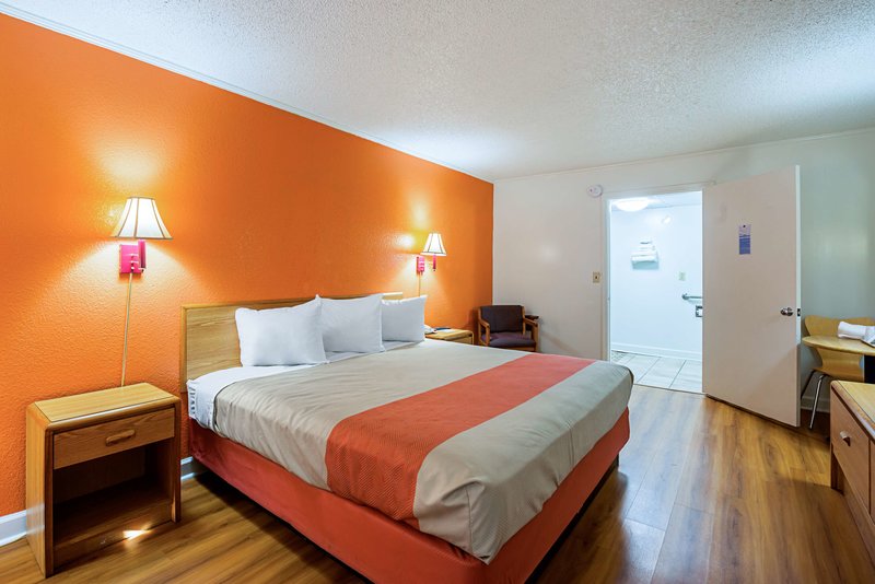 motel 6 perry ga