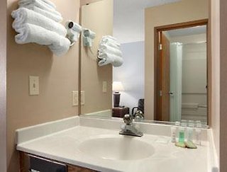 Baymont Inn & Suites By Wyndham Richmond,Mchenry>>Lake Geneva,3 star