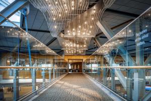 Fairmont Vancouver Airport In-Terminal Hotel,Richmond>>Ninstints,5 star