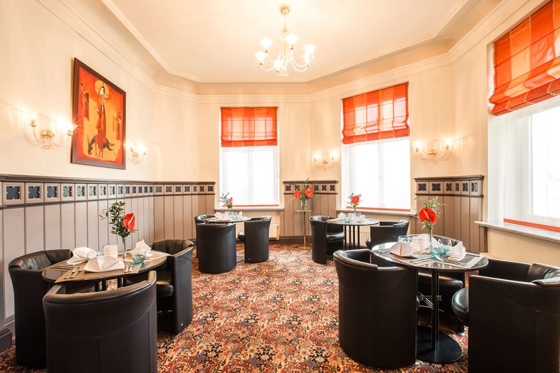 monika centrum hotels