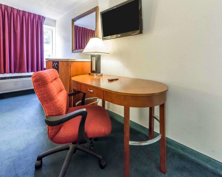 red roof inn new stanton