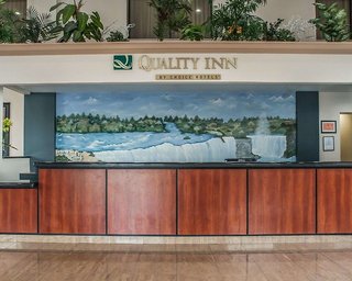 Quality Inn - Niagara Falls Blvd,New York>>Grand Island,3 star