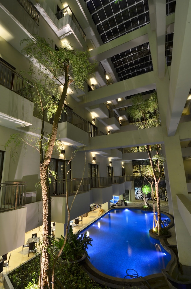 savana hotel and convention malang