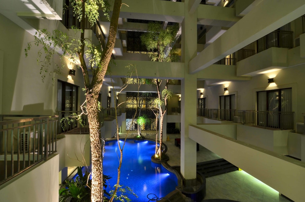 savana hotel and convention malang