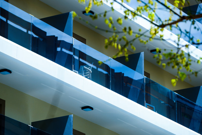 hotel monarque el rodeo