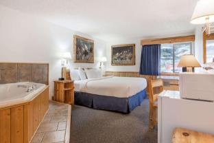 sandpoint inn