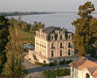 Chateau Grattequina,Blanquefort-Sur-Briolance>>Blanquefort,4 star